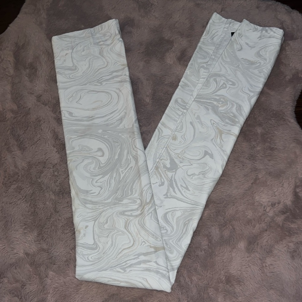 Nicole Miller Home white gray marble design shower curtain standard bath size